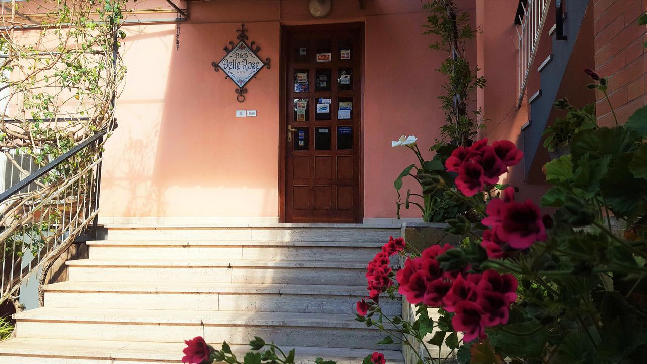 チェファル Delle Rose Bed & Breakfast エクステリア 写真