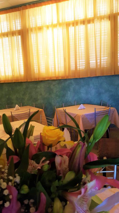 チェファル Delle Rose Bed & Breakfast エクステリア 写真